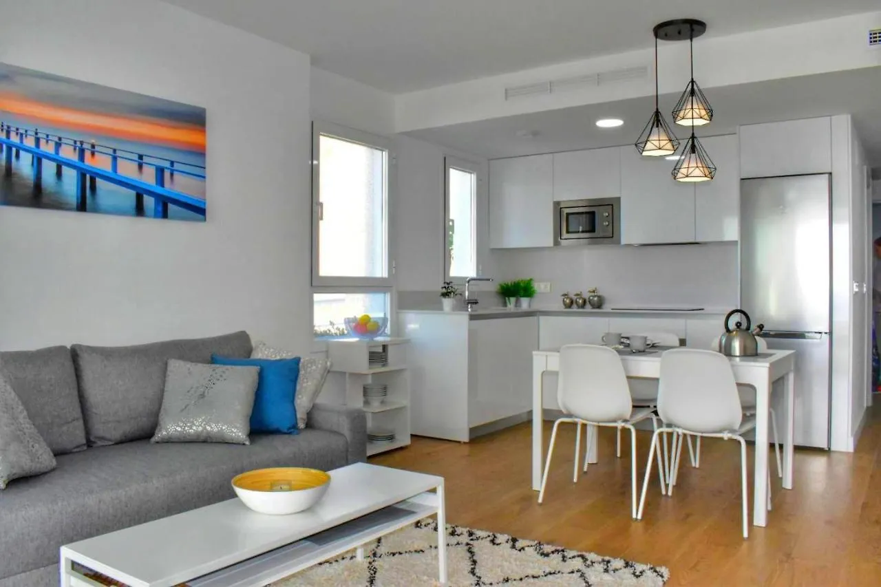 Sunny Beach Apartment In Calaceite Torrox Spanje