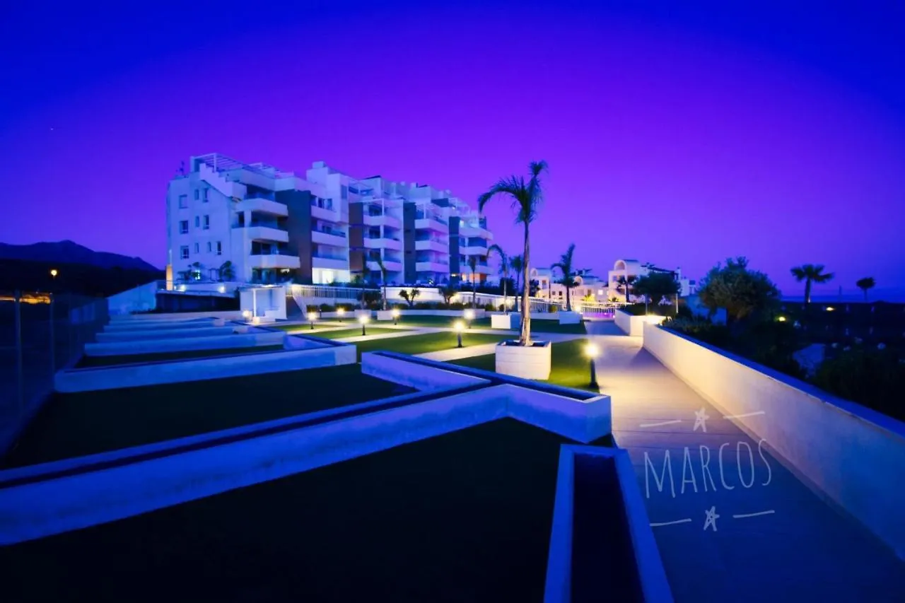 Sunny Beach Apartment In Calaceite Torrox Spanje